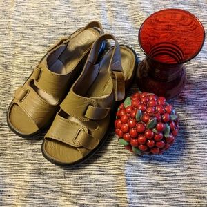 Hammacher Schlemmer Strap Sandals Size EU 39/US 9